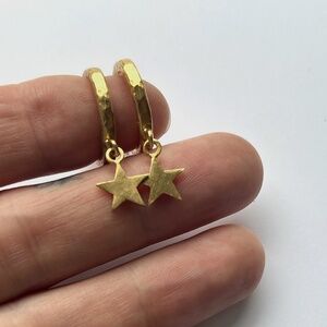 Star charm hoop earrings